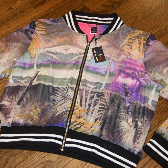 Save the Faith Brand~Boutique~NWT~Large~Short Zip up Jacket~Reversible~Nylon~ - Picture 2 of 15